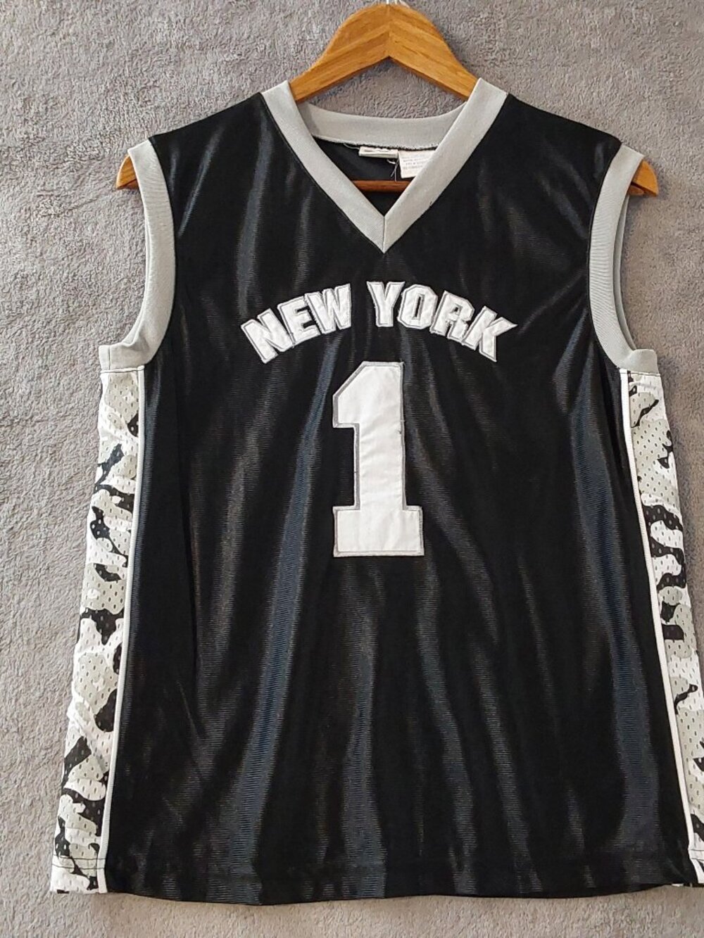 Y2K New York #1 Sleeveless Basketball Jersey Top Black White Streetwear Size Lar